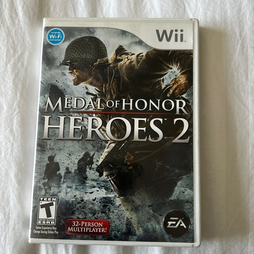 Medal of honor heroes 2 Wii game